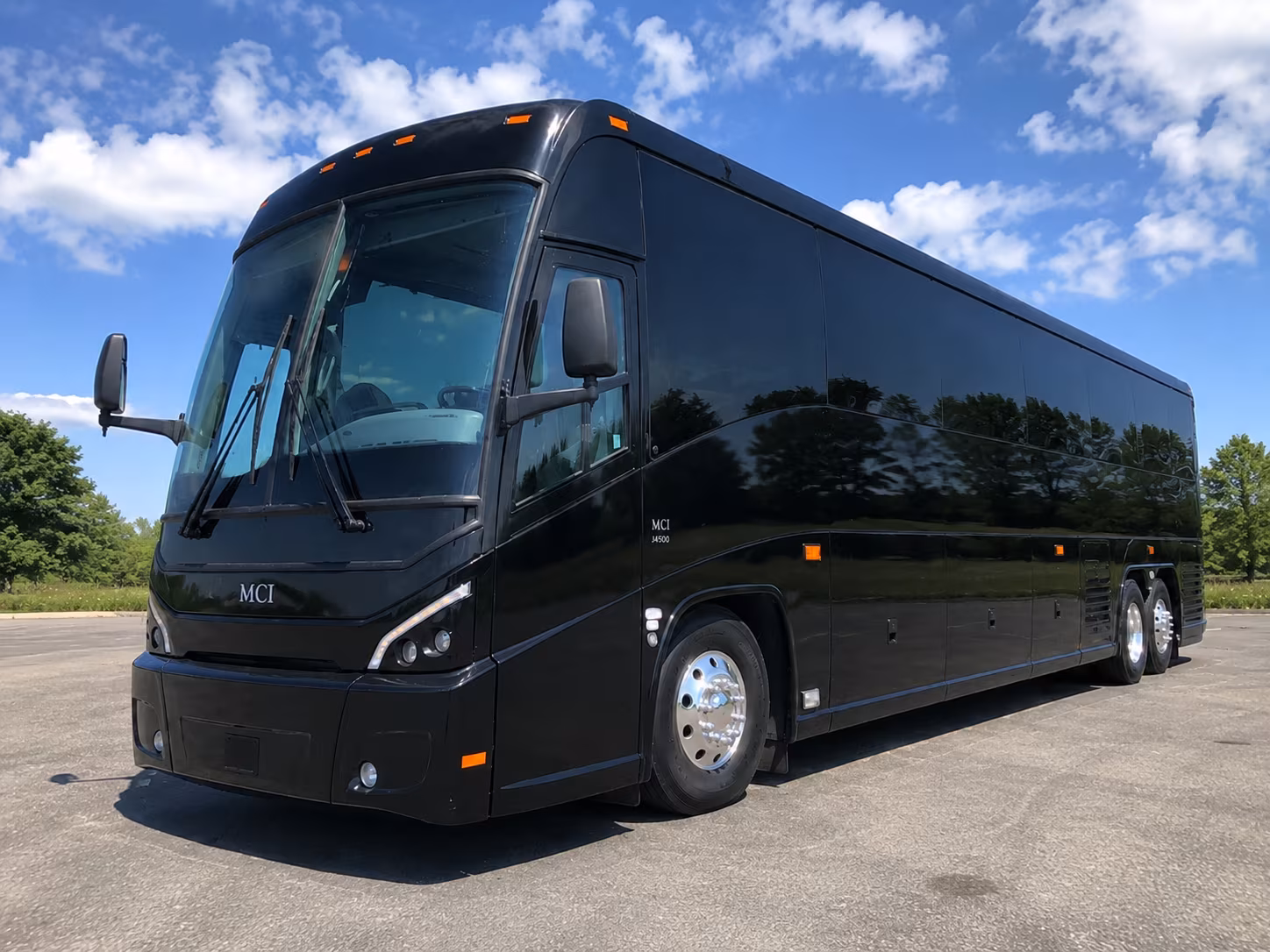 charter bus rentals for federal agencies near royal oak michigan