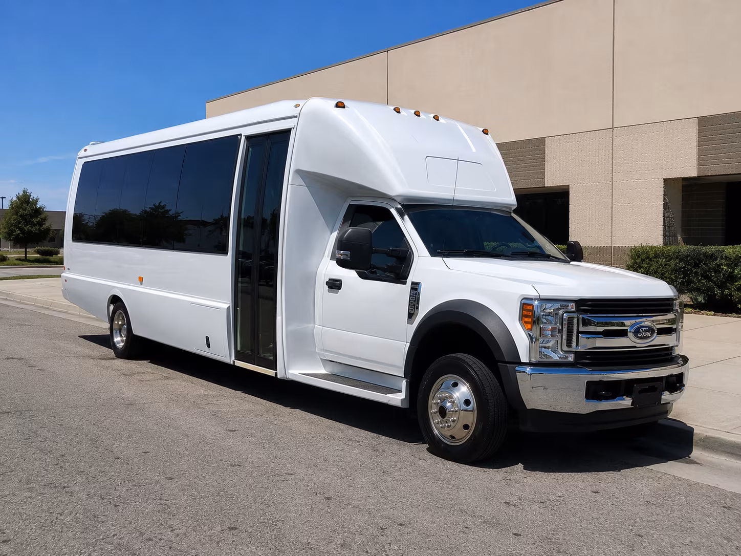 charter buses for royal oak festivals and outdoor events