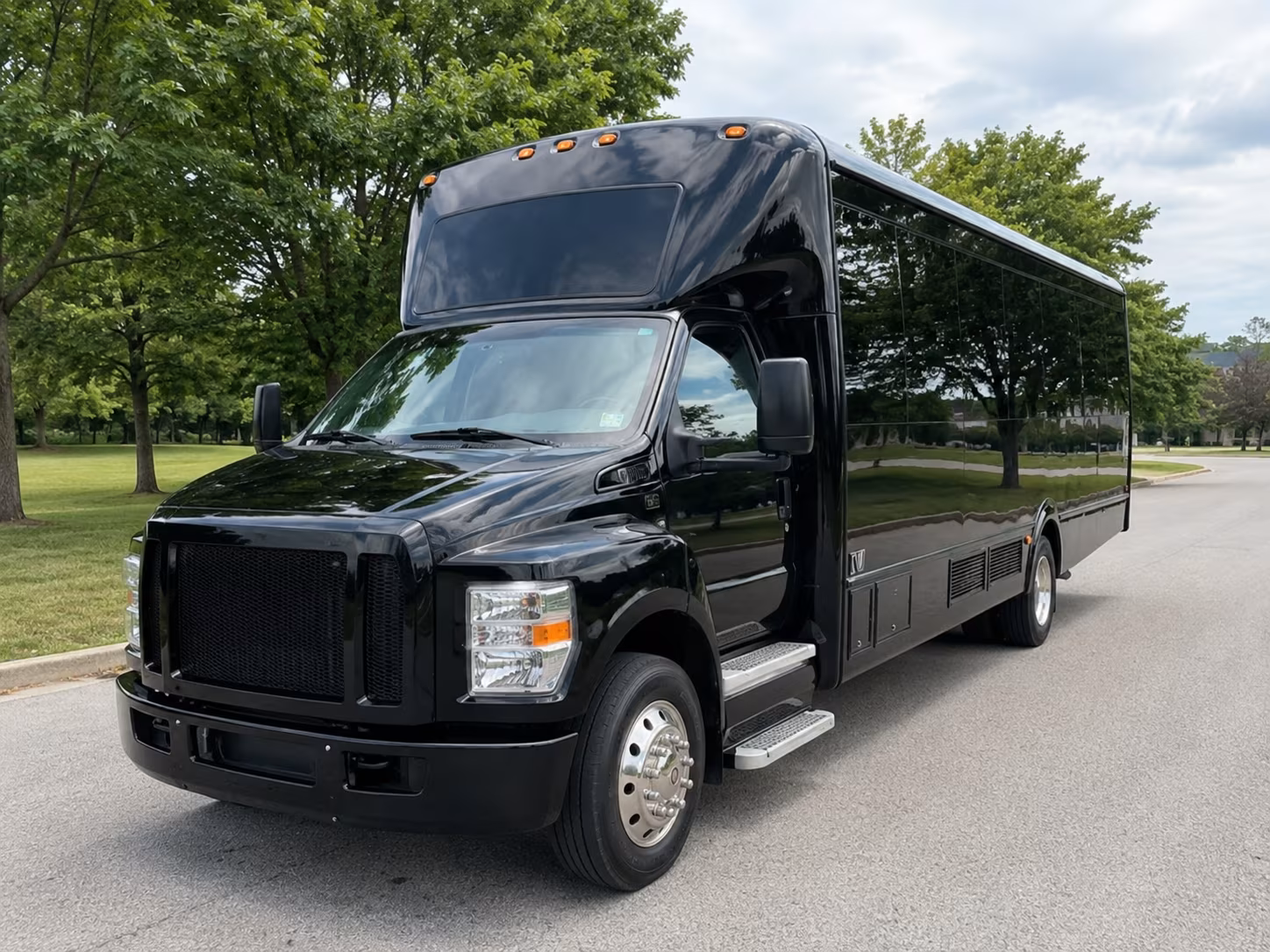 does the day of the week or the date change what a bus rental costs in royal oak