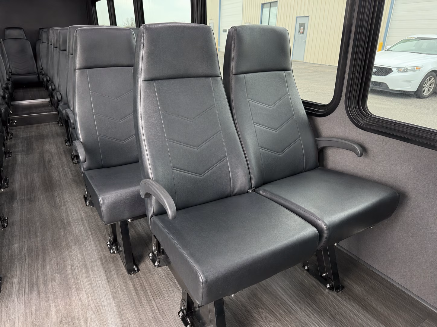 minibus rentals for smaller royal oak prom groups