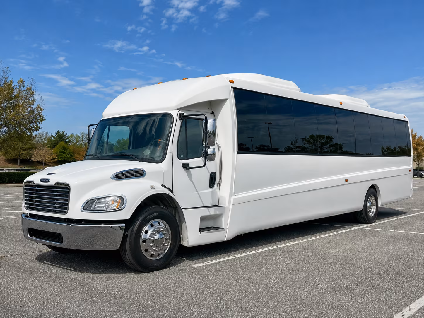 royal oak 30 passenger party bus