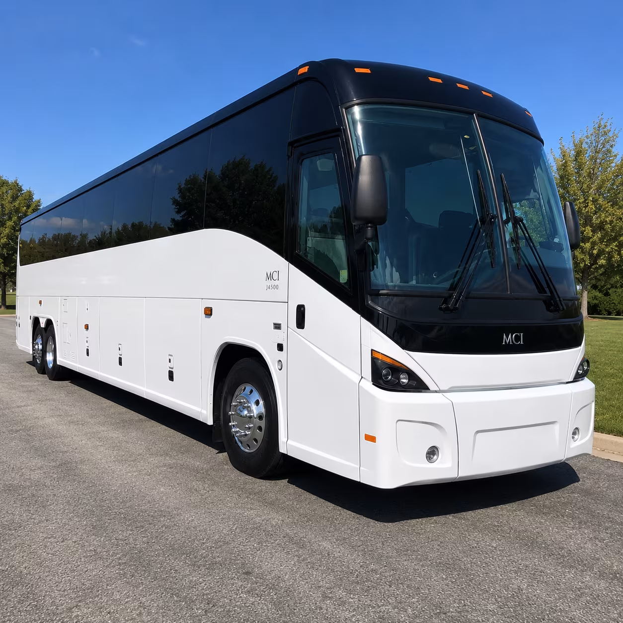 royal oak 56 passenger charter bus