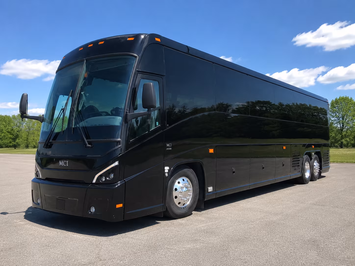 royal oak bus rental service area