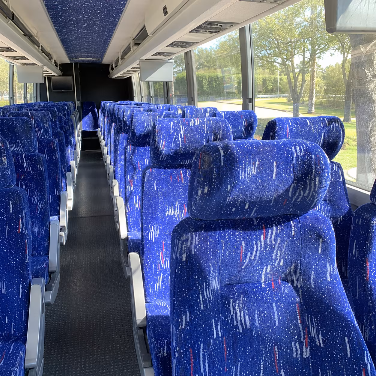 royal oak charter bus rentals long distance trips to chicago