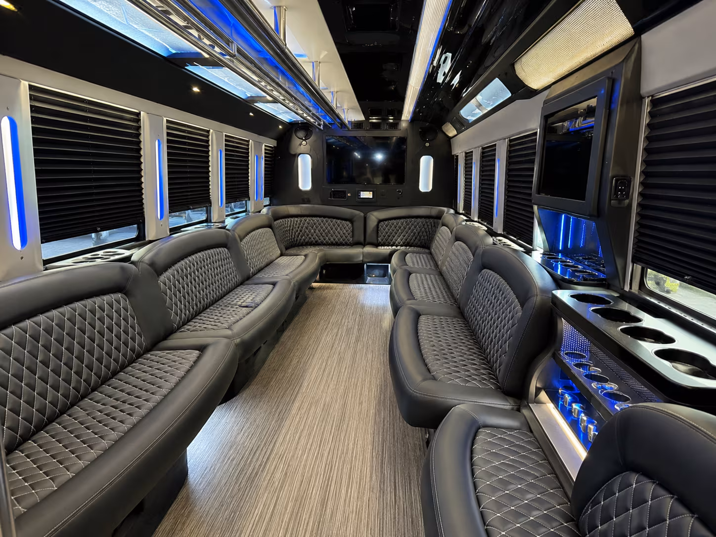 royal oak new years eve party bus rental