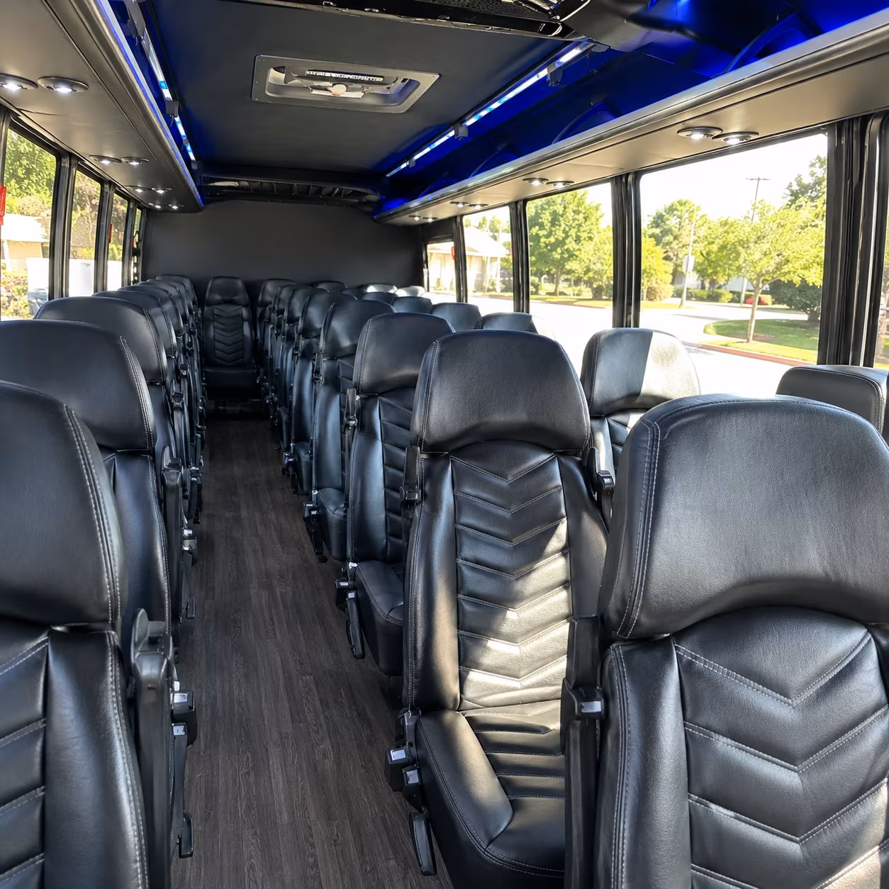 shuttle buses for royal oak wedding guests between hotels and venues