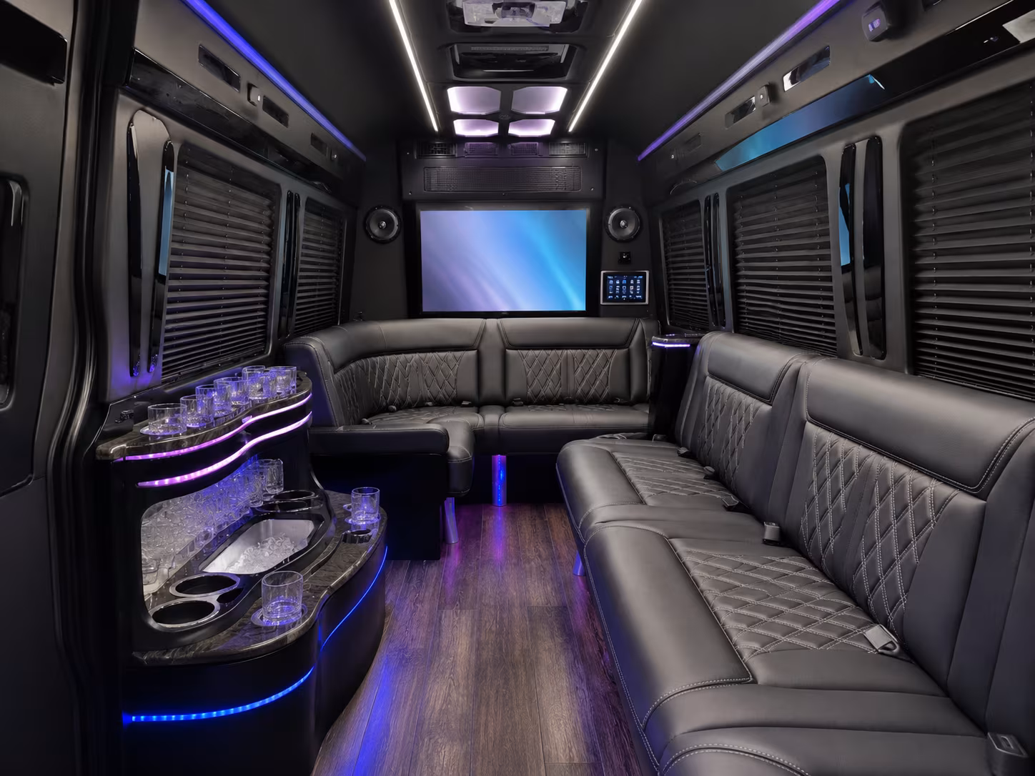 wedding shuttle buses serving royal oak and oakland county